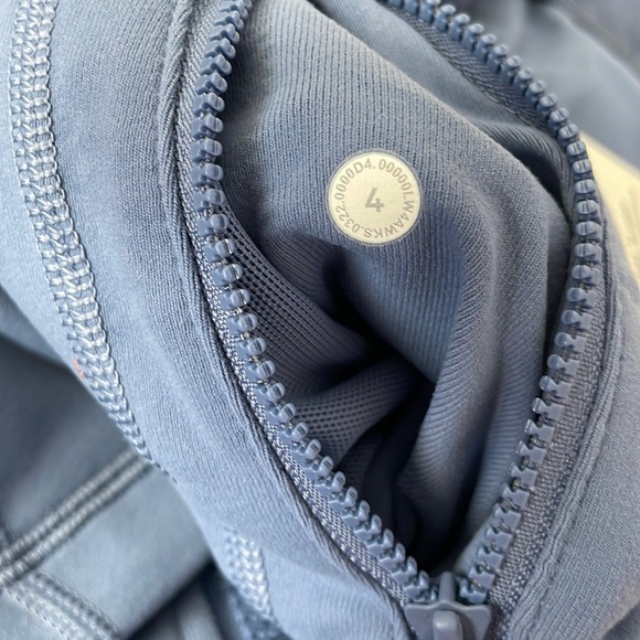 NWT Lululemon Define Jacket Luon Water Drop Size 4 - Picture 7 of 12